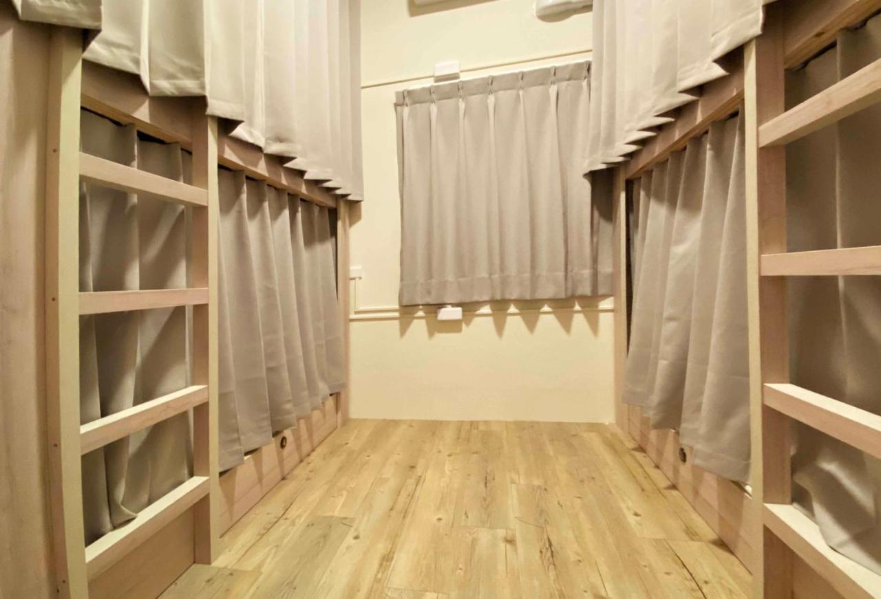 1881 Ya Ka Hostel ไถหนาน ภายนอก รูปภาพ