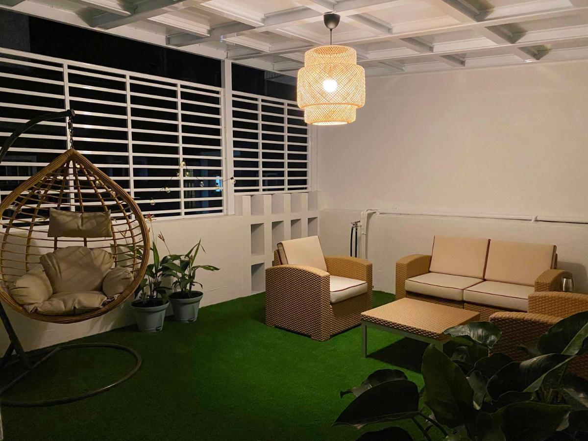 1881 Ya Ka Hostel ไถหนาน ภายนอก รูปภาพ