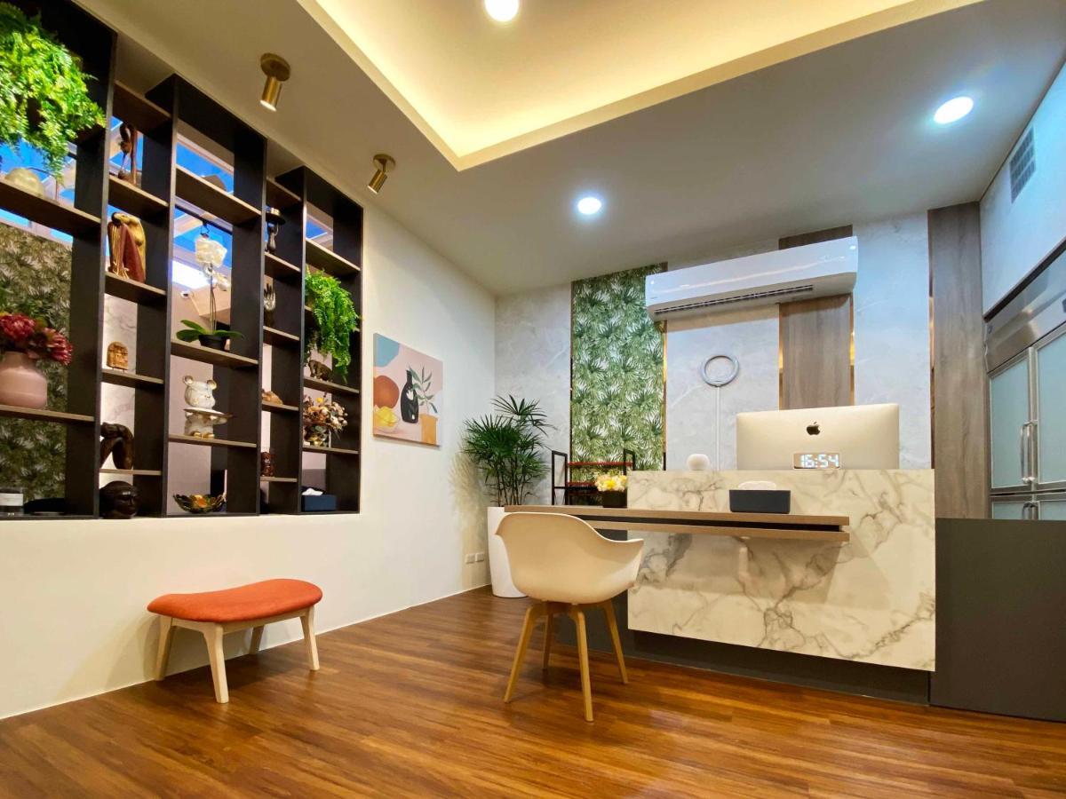 1881 Ya Ka Hostel ไถหนาน ภายนอก รูปภาพ