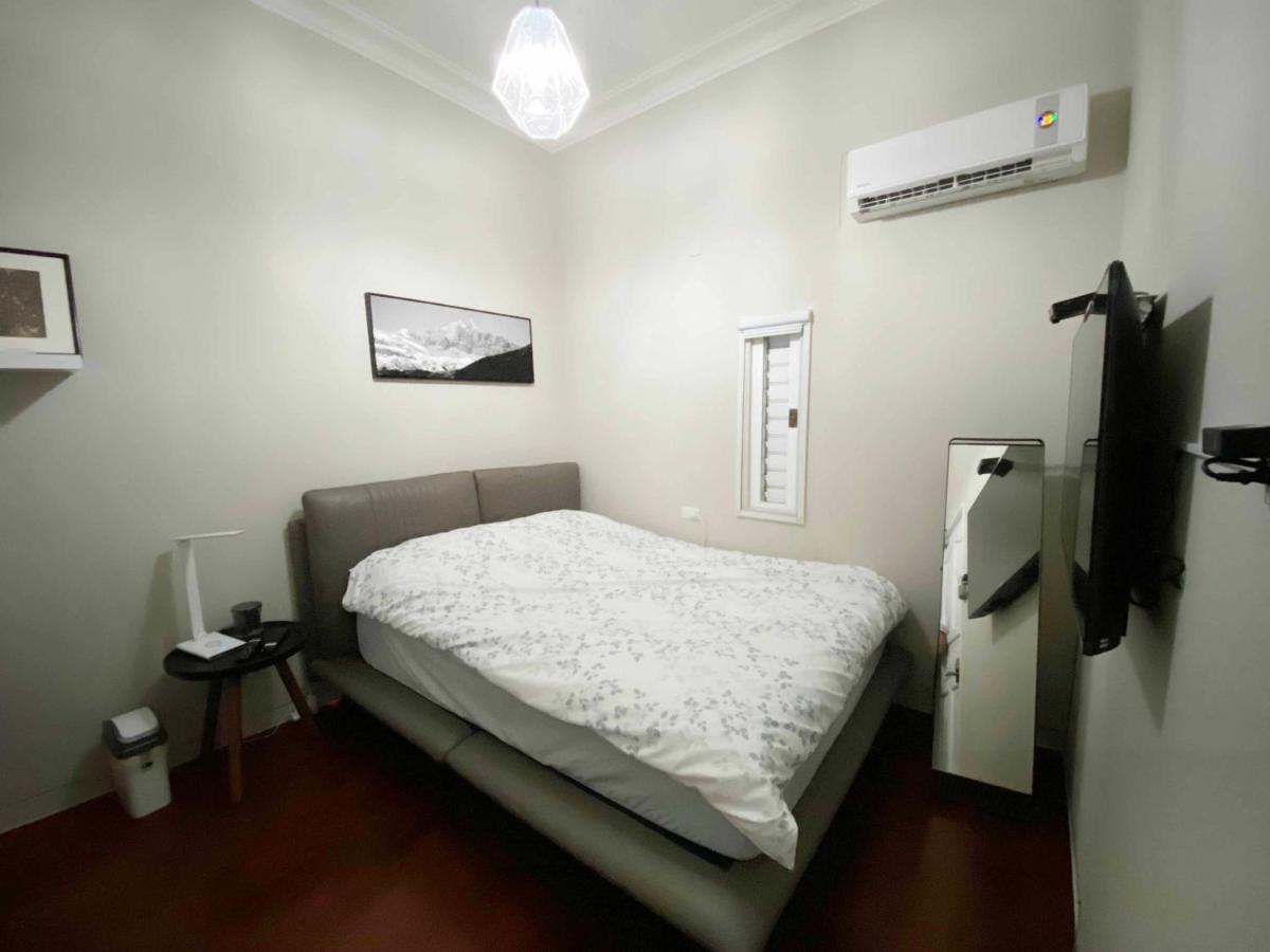 1881 Ya Ka Hostel ไถหนาน ภายนอก รูปภาพ